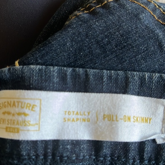 Levi’s Pull On Skinny Jeans - Picture 7 of 7